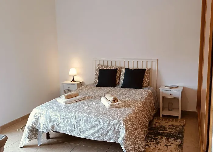 Ao - Tina House アパート *