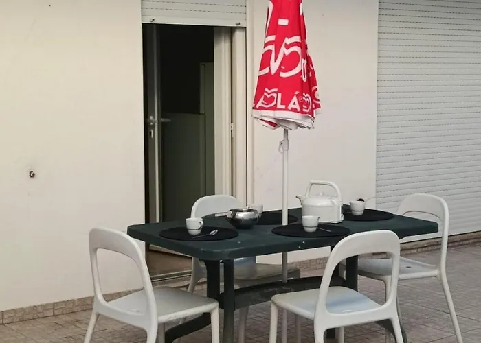 Ao - Tina House * フェレル